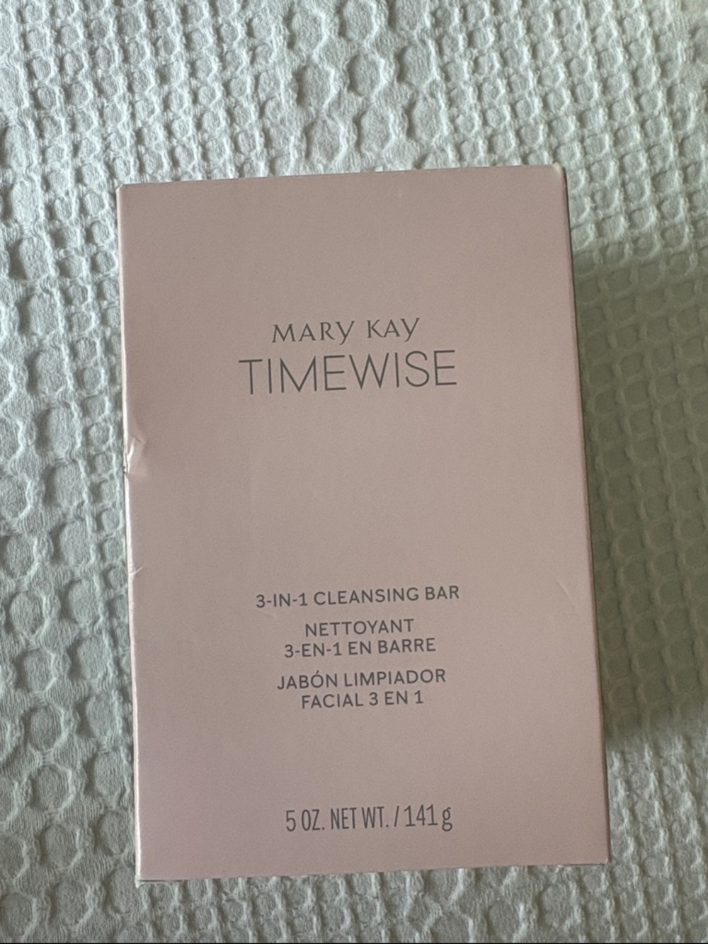 Mary Kay Timewise Cleansing Bar in Pale Pink Box